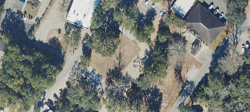 102 Armstrong Ave