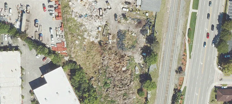 50 Glades Rd