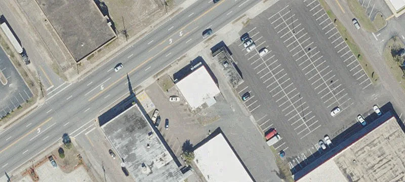 1438 Edgewood W Ave