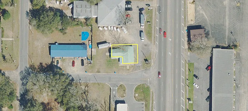 998 Ferdon Blvd