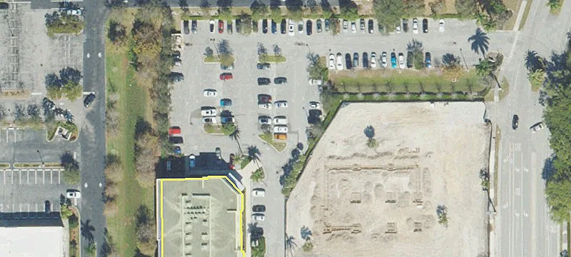 3313 Hillsboro Blvd