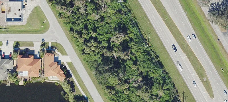 2501 Tamiami N Trl