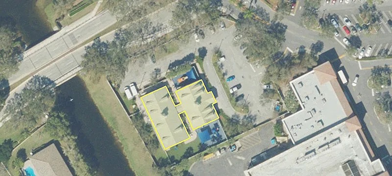 11800 Lakeview Dr