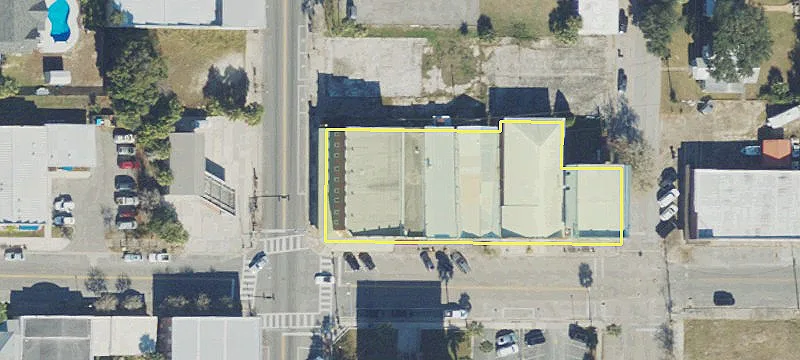 106 Main St