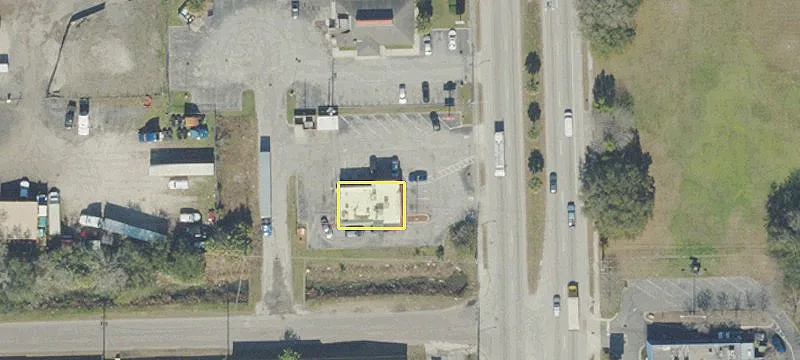 656 Edgewood N Ave