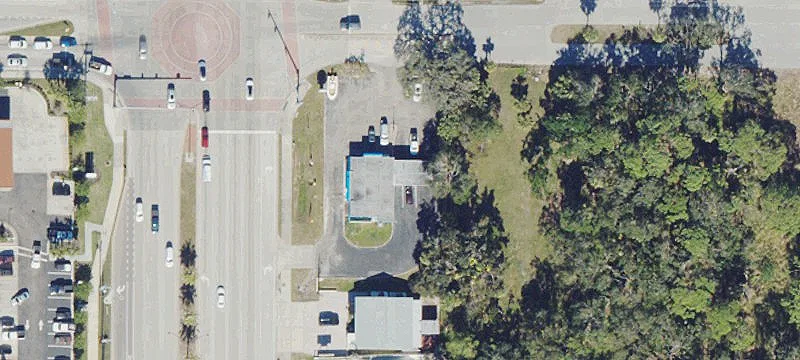101 Tamiami S Trl