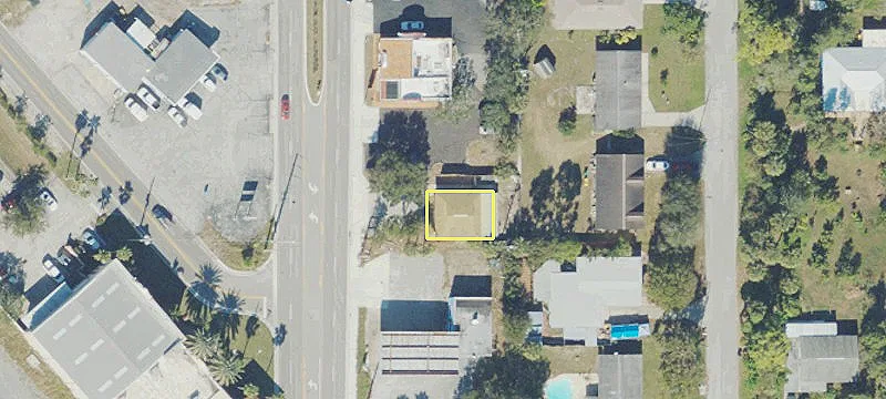 425 Babcock St
