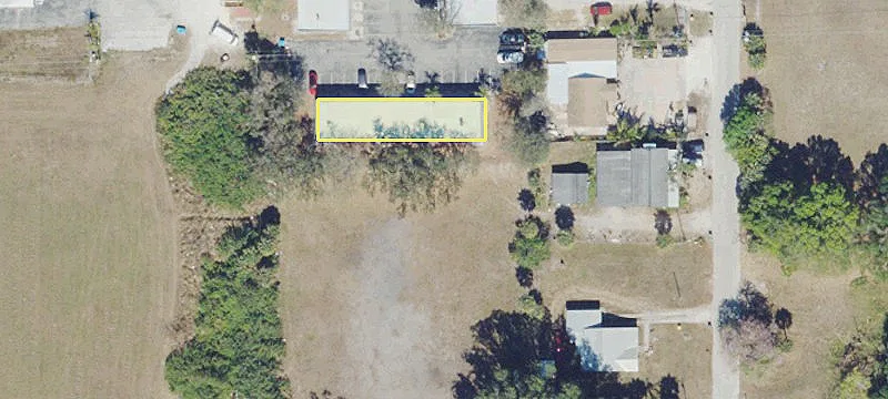 1009 Main St