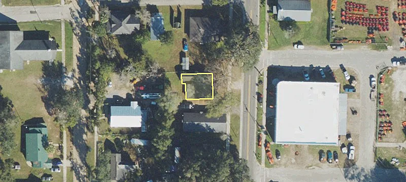 482 Range Ave