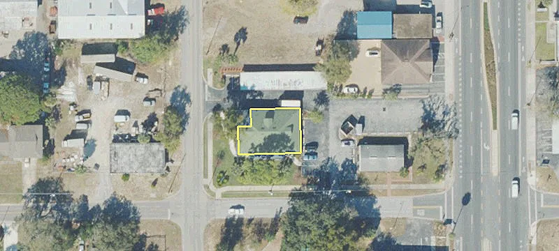 15 Atwater Ave