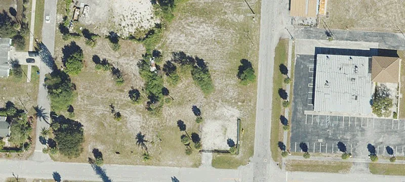 1117 Ave E Ave