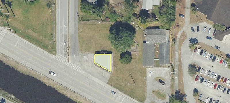 633 Canal N St
