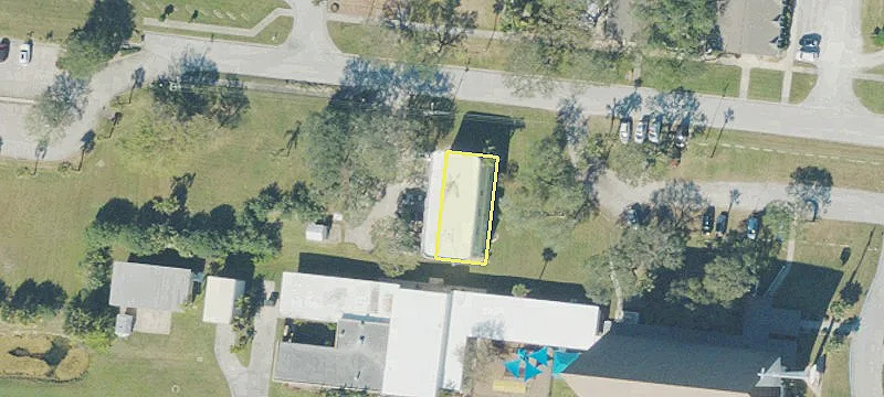 180 Pinellas Ln