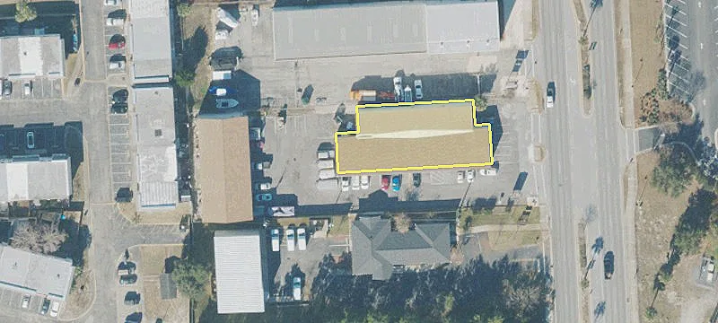 211 Main St