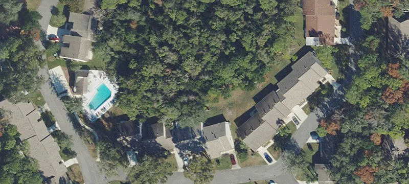 2220 Wyndam Dr