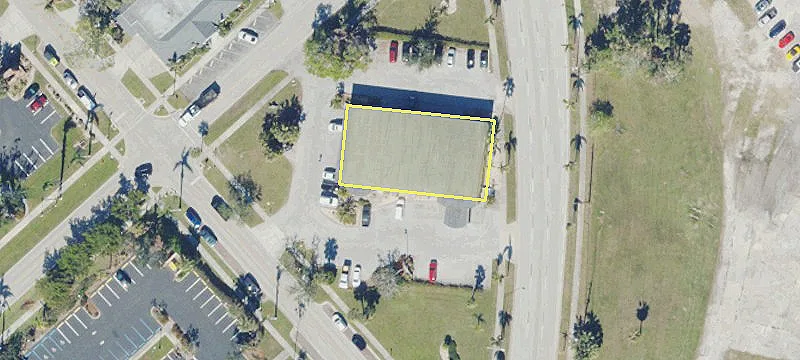 517 Tamiami Trl