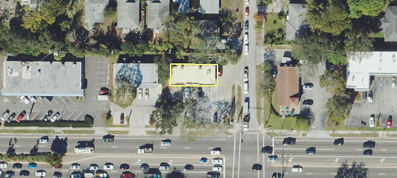 5104 Manatee W Ave