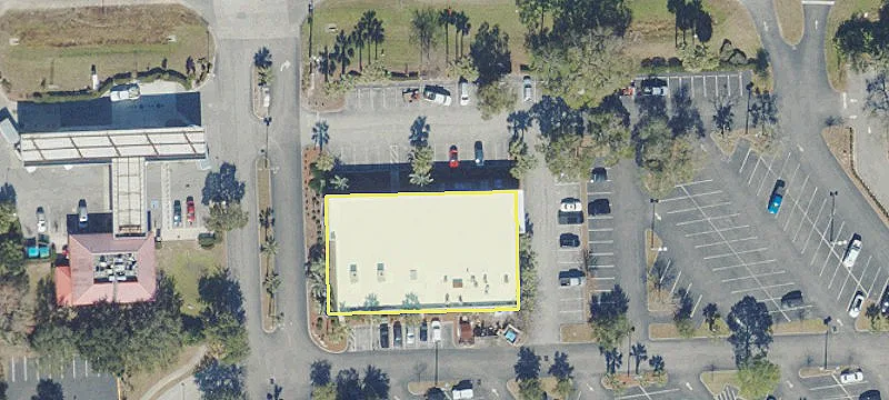 96 Flagler Plz Dr