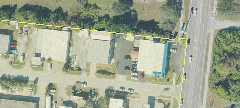 111 Manatee Ln