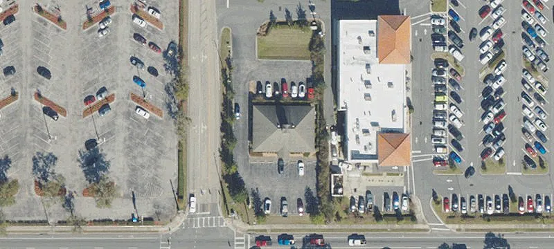 1124 Main St