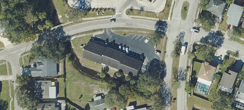 1809 Peppertree Dr
