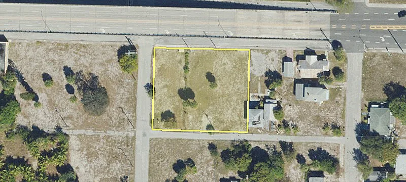 440 Palm Bch Lks Blvd