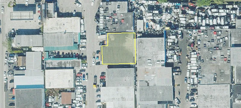 4855 10th Ct