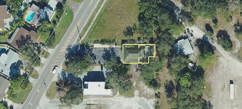 1835 Indian Rocks S Rd