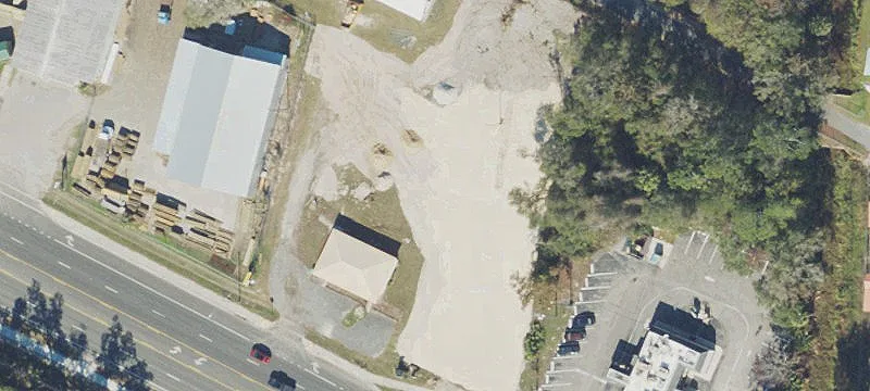 15857 Hwy 19