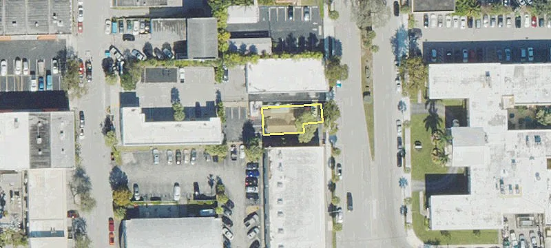 1321 Andrews Ave
