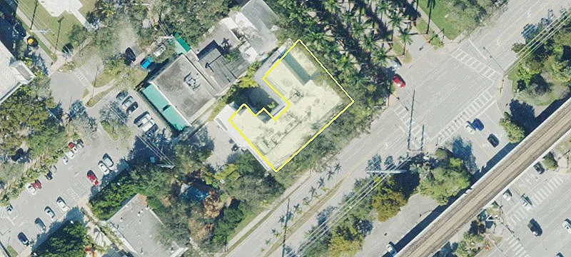 5225 Ponce De Leon Blvd