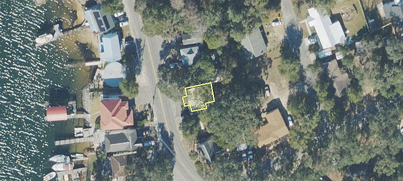 714 Bayshore Dr