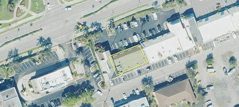 901 Collier Blvd