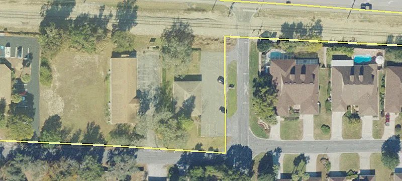 1175 Lucerne Dr