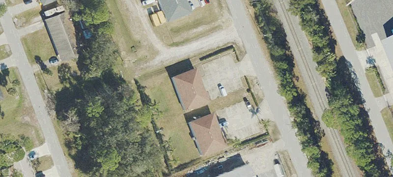 2304 Hibiscus Dr