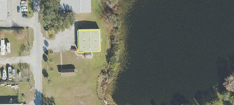 1611 Lk Dr