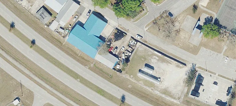 1003 Hawthorne Dr