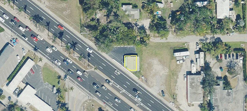 2517 Tamiami E Trl