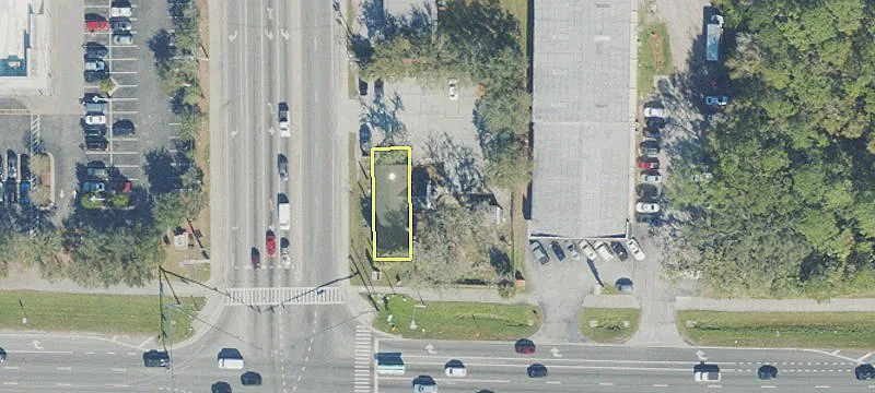 105 Monroe Rd