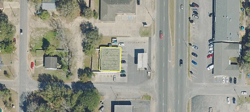1098 Ferdon Blvd