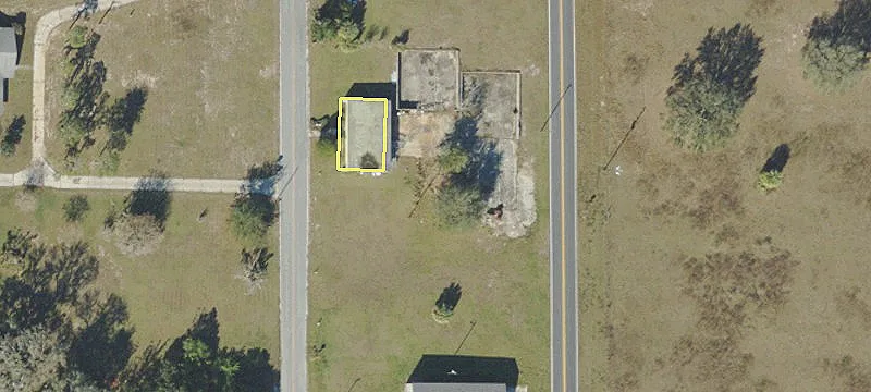 2220 Oak Dr