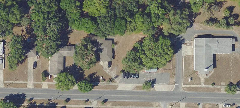 1022 Main St