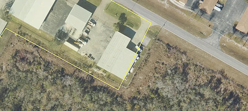 1245 County Rd 621st E