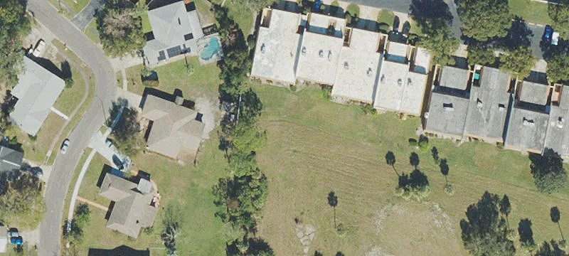 2150 Country Clb Dr