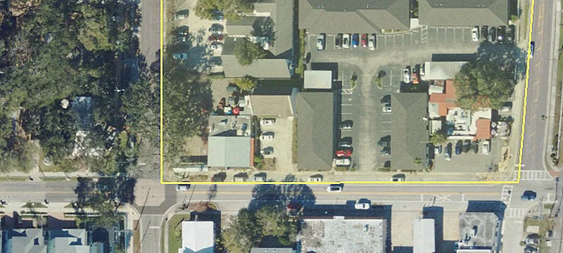 945 Main St