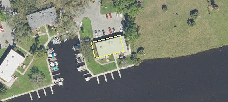 3124 Us Hwy 441st SE