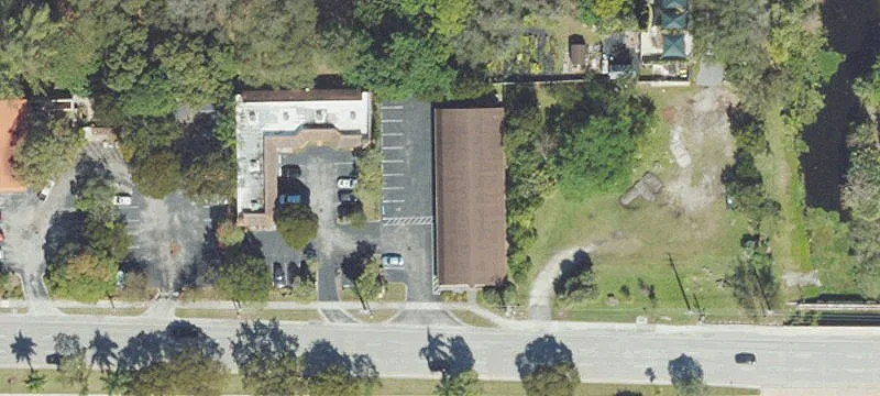 2727 Hillsboro Blvd