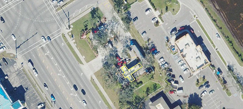 1721 Tamiami Trl