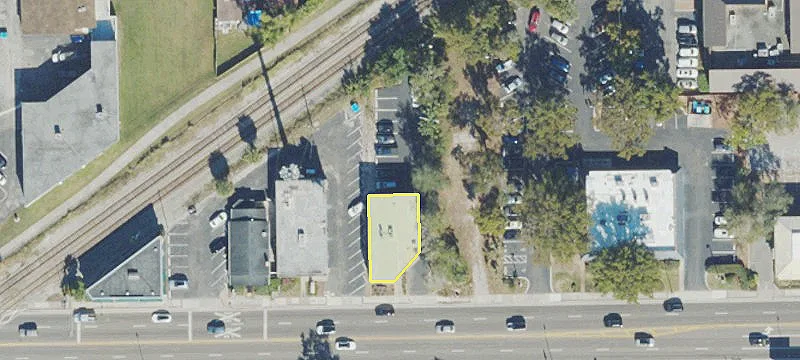 385 Fairbanks Ave
