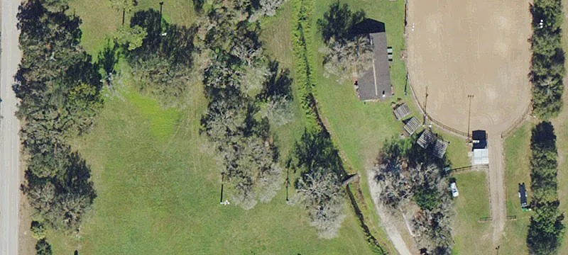 2921 Lena Rd